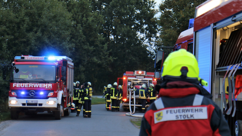 Einsatzkräfte verhindern Großbrand in Süderfahrenstedt