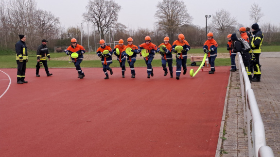 Jugendfeuerwehren aus ganz Schleswig-Holstein kämpfen um die „Leistungsspange“ Zuschauer sind herzlich willkommen
