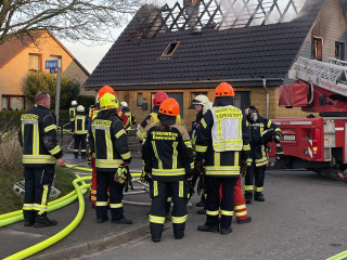 Einfamilienhaus in Silberstedt durch Feuer zerstört